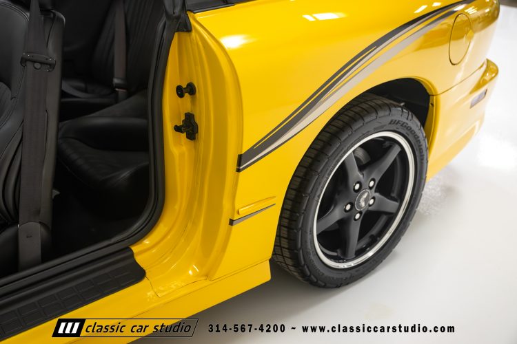 2002_Pontiac_Trans_Am_WS6_2266-113