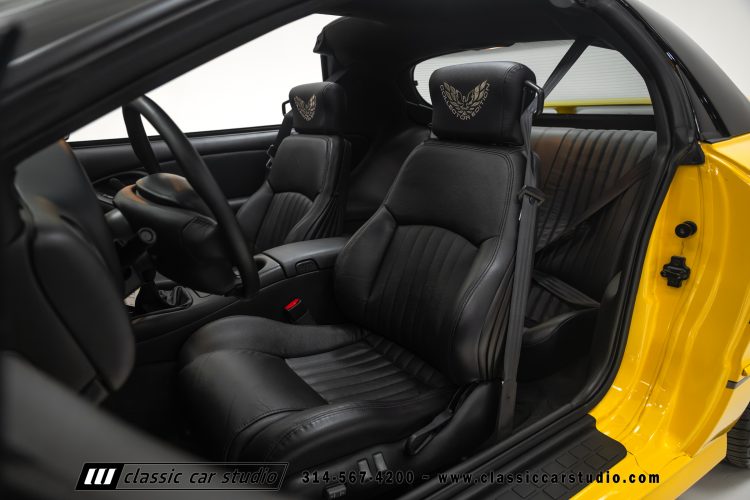 2002_Pontiac_Trans_Am_WS6_2266-114