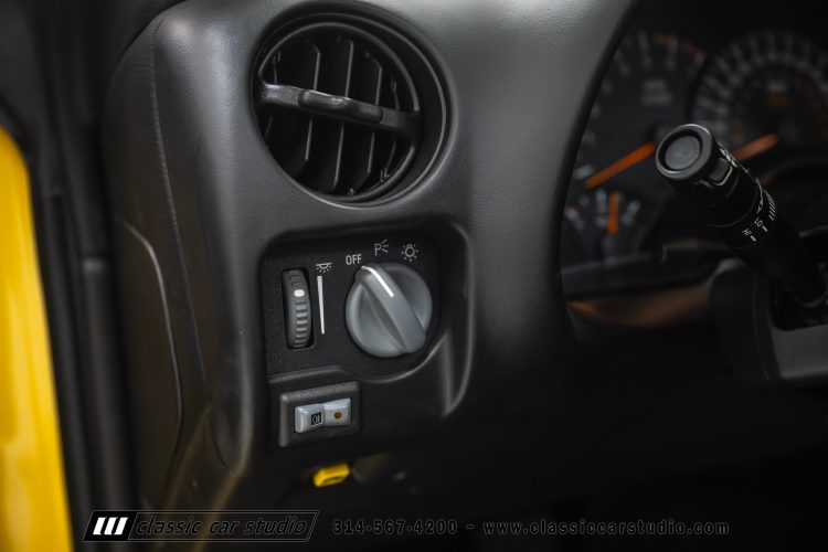 2002_Pontiac_Trans_Am_WS6_2266-122