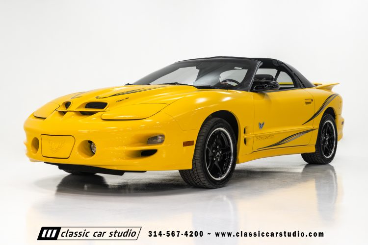 2002_Pontiac_Trans_Am_WS6_2266-15