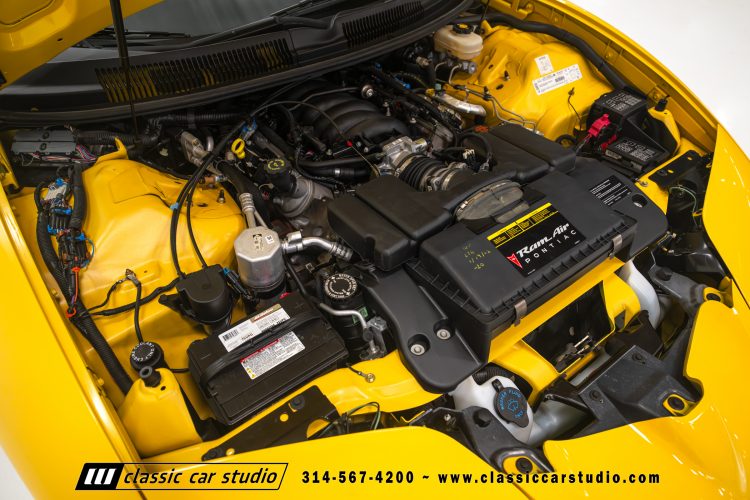 2002_Pontiac_Trans_Am_WS6_2266-159