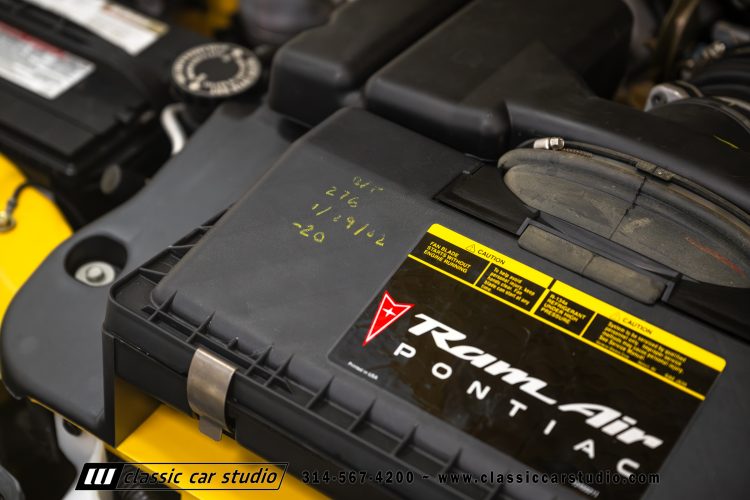 2002_Pontiac_Trans_Am_WS6_2266-163