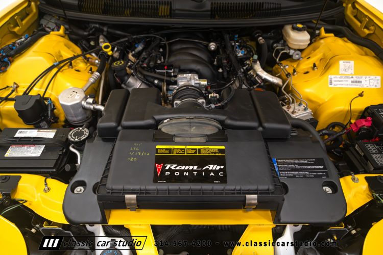 2002_Pontiac_Trans_Am_WS6_2266-165