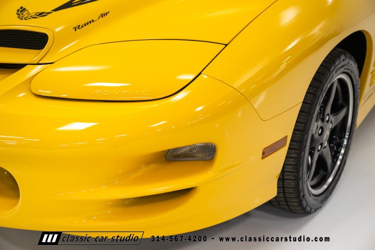 2002_Pontiac_Trans_Am_WS6_2266-17