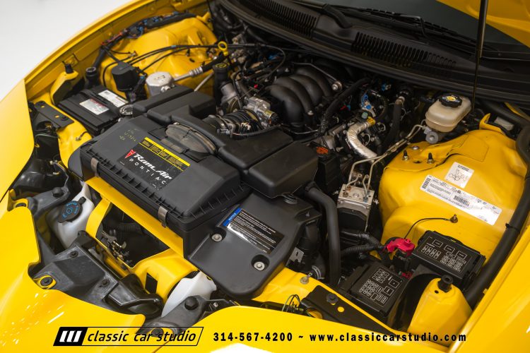 2002_Pontiac_Trans_Am_WS6_2266-2