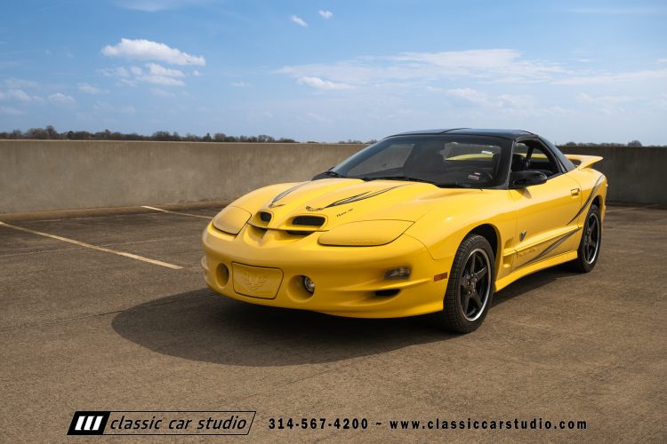 2002_Pontiac_Trans_Am_WS6_2266-231