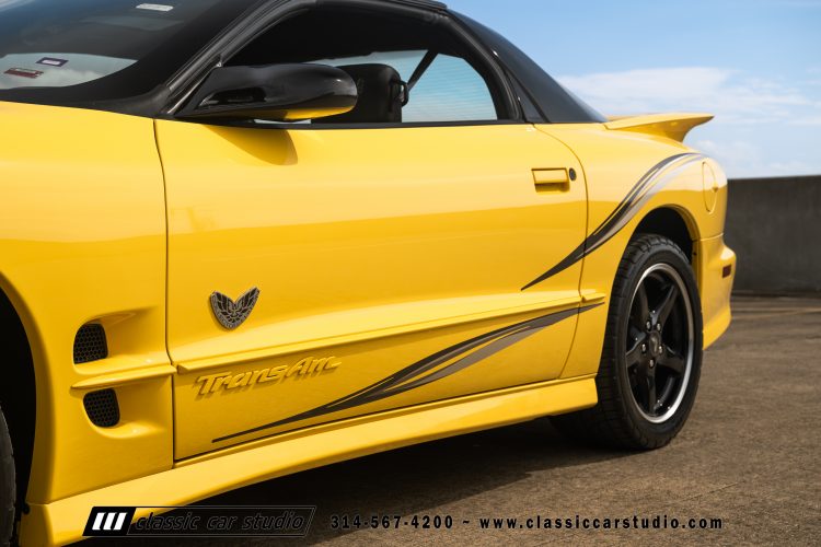 2002_Pontiac_Trans_Am_WS6_2266-234
