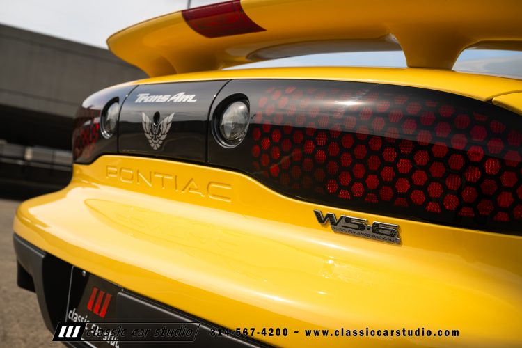2002_Pontiac_Trans_Am_WS6_2266-242