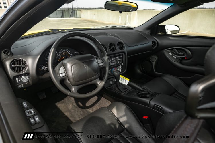 2002_Pontiac_Trans_Am_WS6_2266-244