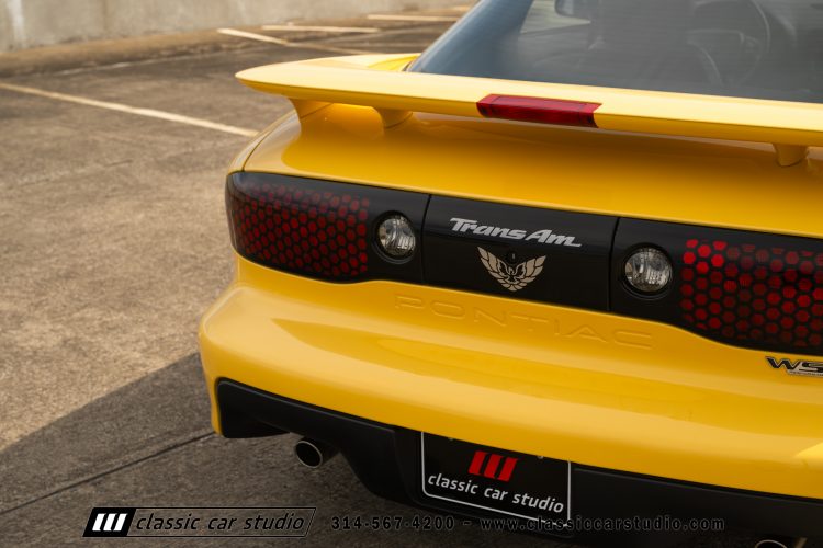 2002_Pontiac_Trans_Am_WS6_2266-250