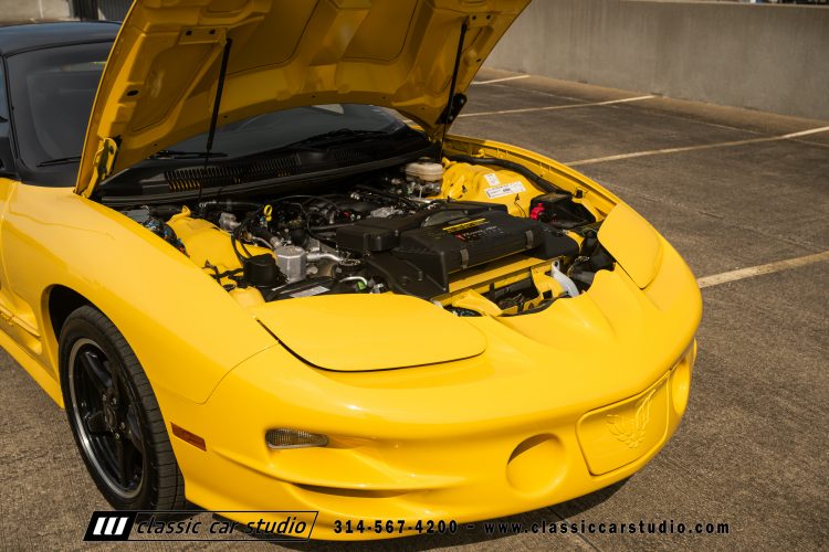 2002_Pontiac_Trans_Am_WS6_2266-261