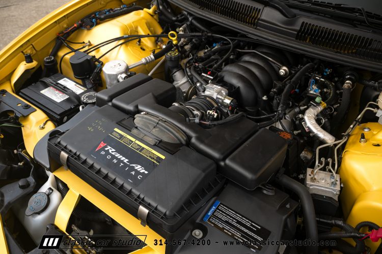 2002_Pontiac_Trans_Am_WS6_2266-265