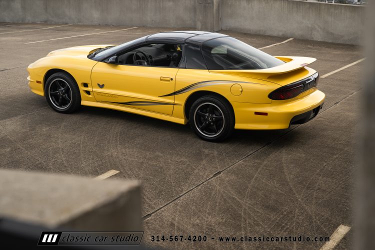 2002_Pontiac_Trans_Am_WS6_2266-267