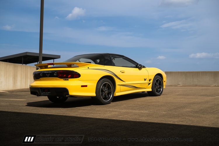 2002_Pontiac_Trans_Am_WS6_2266-272