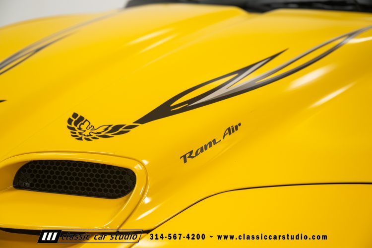 2002_Pontiac_Trans_Am_WS6_2266-31