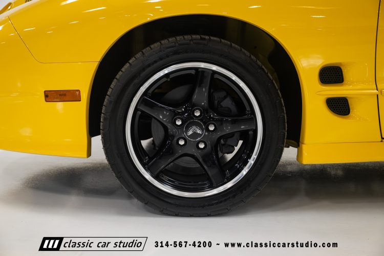 2002_Pontiac_Trans_Am_WS6_2266-35