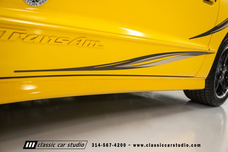 2002_Pontiac_Trans_Am_WS6_2266-40