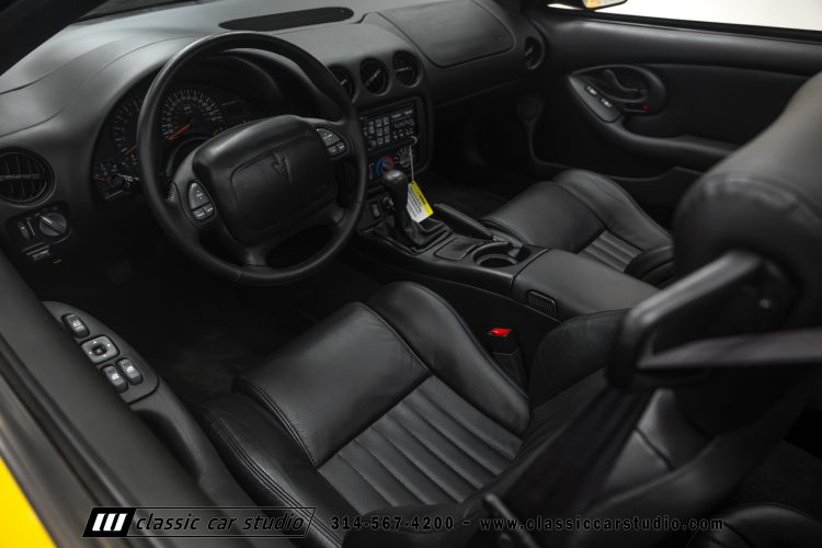 2002_Pontiac_Trans_Am_WS6_2266-49