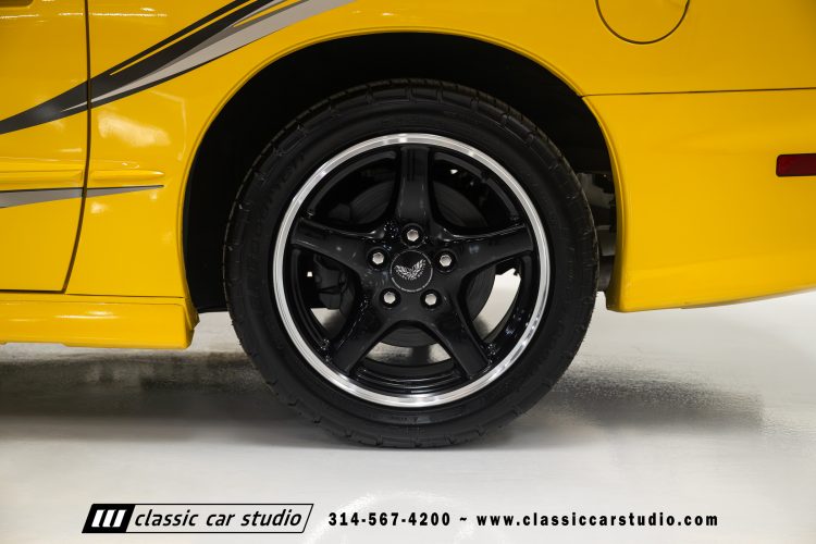 2002_Pontiac_Trans_Am_WS6_2266-52