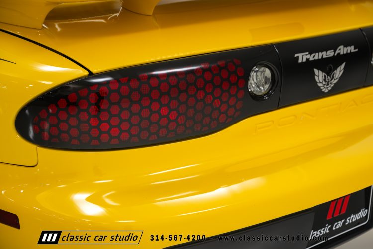 2002_Pontiac_Trans_Am_WS6_2266-68