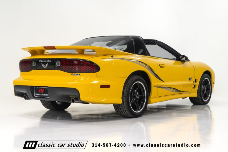 2002_Pontiac_Trans_Am_WS6_2266-72