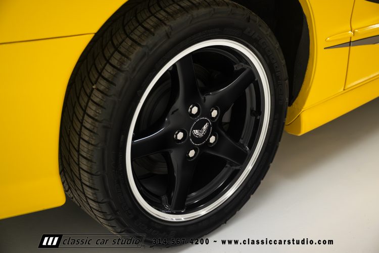 2002_Pontiac_Trans_Am_WS6_2266-78