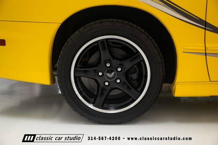 2002_Pontiac_Trans_Am_WS6_2266-80