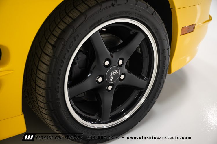 2002_Pontiac_Trans_Am_WS6_2266-91