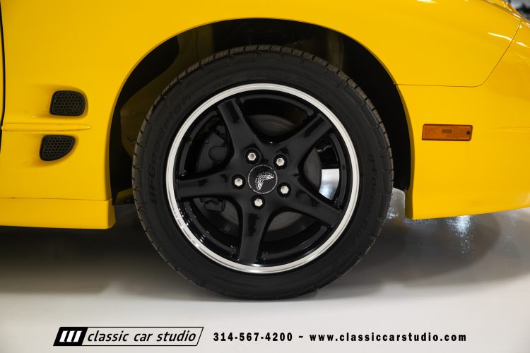 2002_Pontiac_Trans_Am_WS6_2266-92
