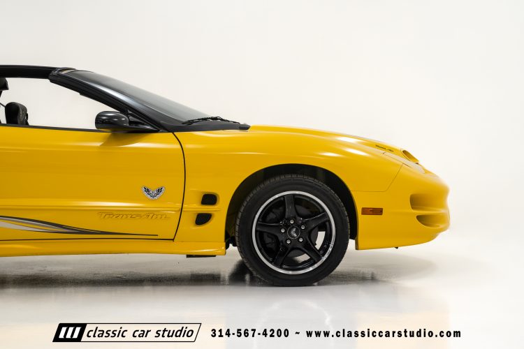 2002_Pontiac_Trans_Am_WS6_2266-93