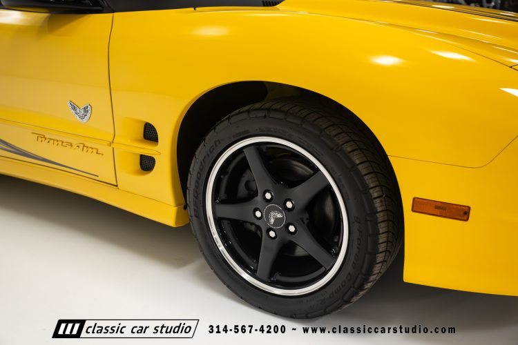 2002_Pontiac_Trans_Am_WS6_2266-94