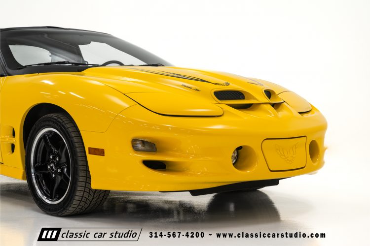 2002_Pontiac_Trans_Am_WS6_2266-96