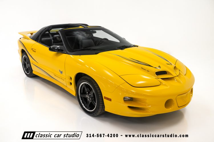 2002_Pontiac_Trans_Am_WS6_2266-98