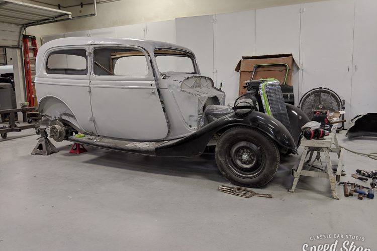 34_Ford-Build Photos-Early Shots-57