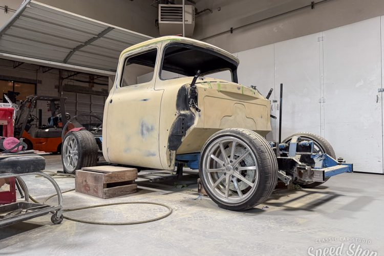 56 Ford F100 Effy • Build Photos • Classic Car Studio-322