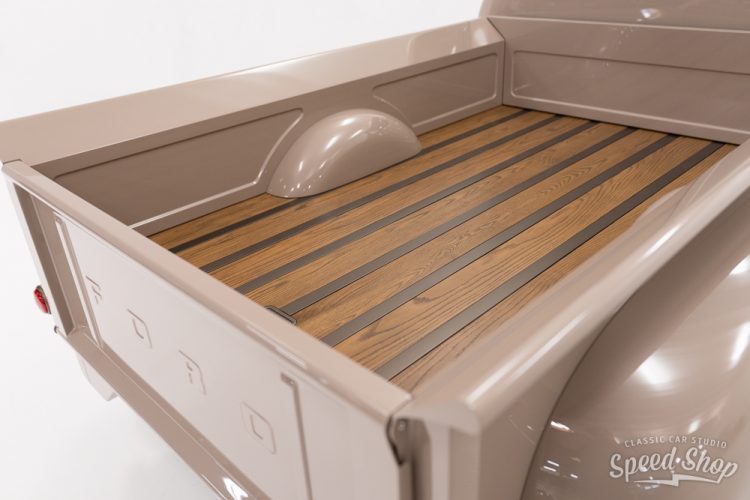 56 Ford F100 Effy • Classic Car Studio-7