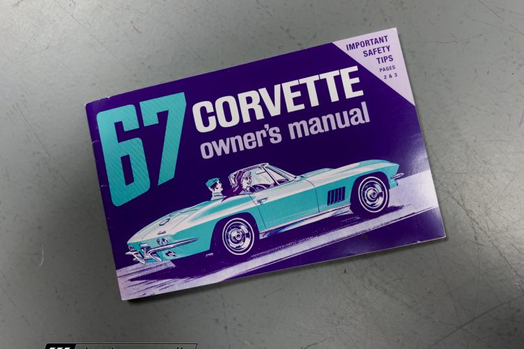 67_Chevrolet_Corvette_2119-115