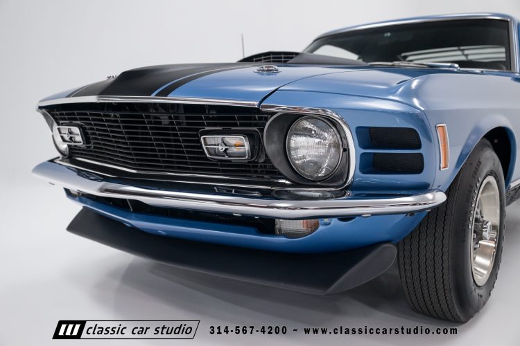 70_Ford_Mustang_Mach_1_2150-10