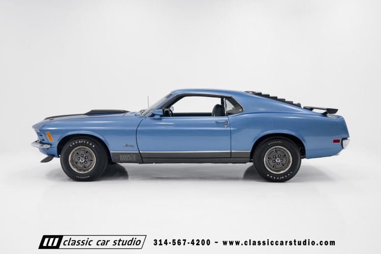 70_Ford_Mustang_Mach_1_2150-31