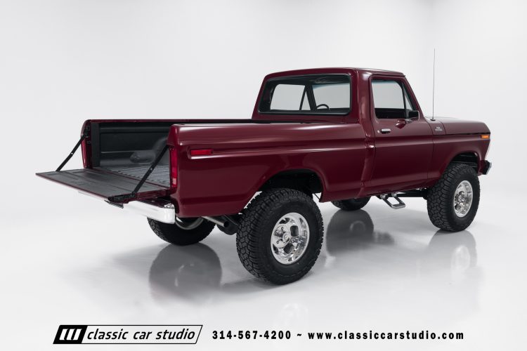78_Ford_F150_2167-82