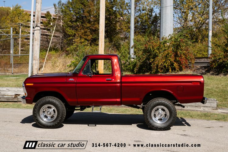 79_Ford_F150_Outdoor-Shot-3