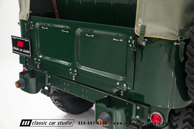 59_Toyota_Land_Cruiser_FJ25-2209-104