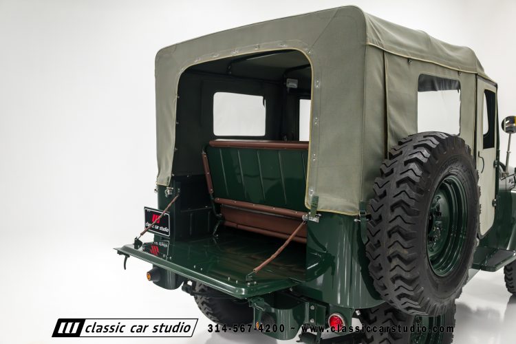 59_Toyota_Land_Cruiser_FJ25-2209-107