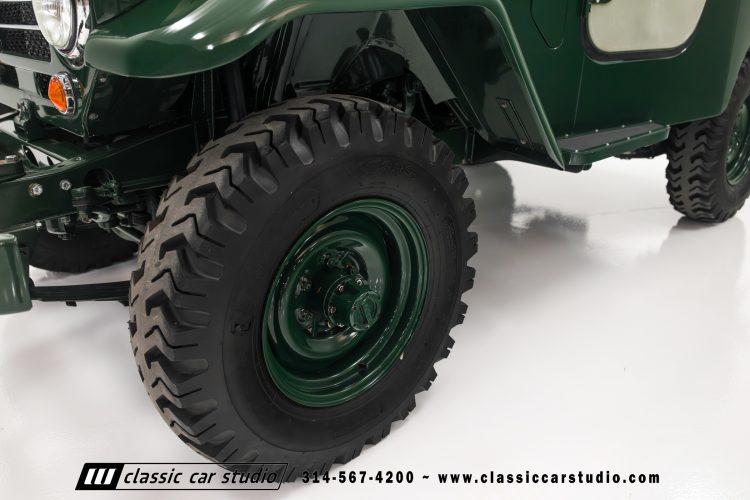 59_Toyota_Land_Cruiser_FJ25-2209-20