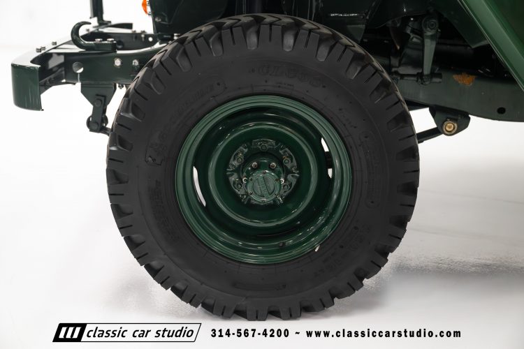 59_Toyota_Land_Cruiser_FJ25-2209-21