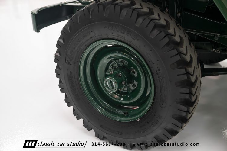 59_Toyota_Land_Cruiser_FJ25-2209-22