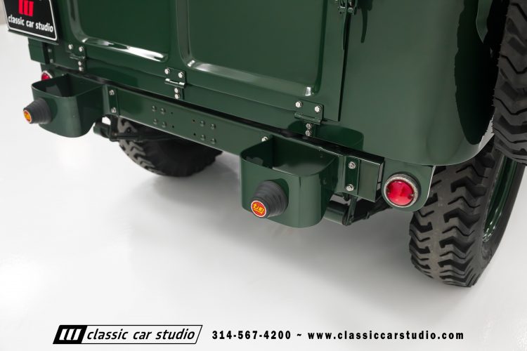 59_Toyota_Land_Cruiser_FJ25-2209-46