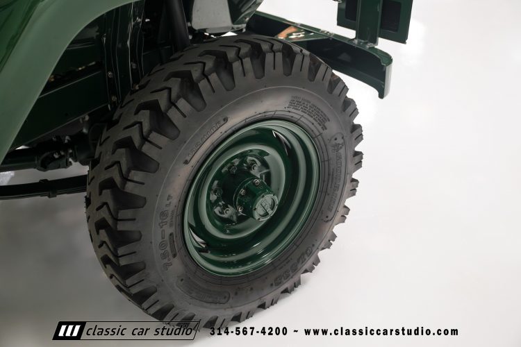 59_Toyota_Land_Cruiser_FJ25-2209-64