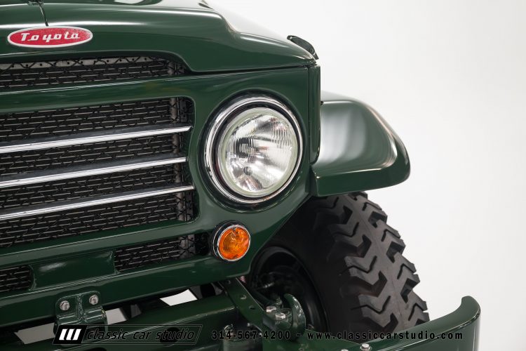 59_Toyota_Land_Cruiser_FJ25-2209-70