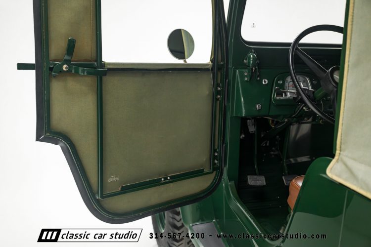59_Toyota_Land_Cruiser_FJ25-2209-73